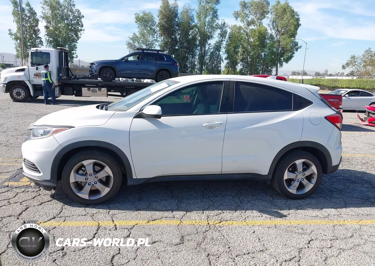 2022 Honda Hr-V 2Wd Lx VIN:3CZRU5H31NM721725 - 14