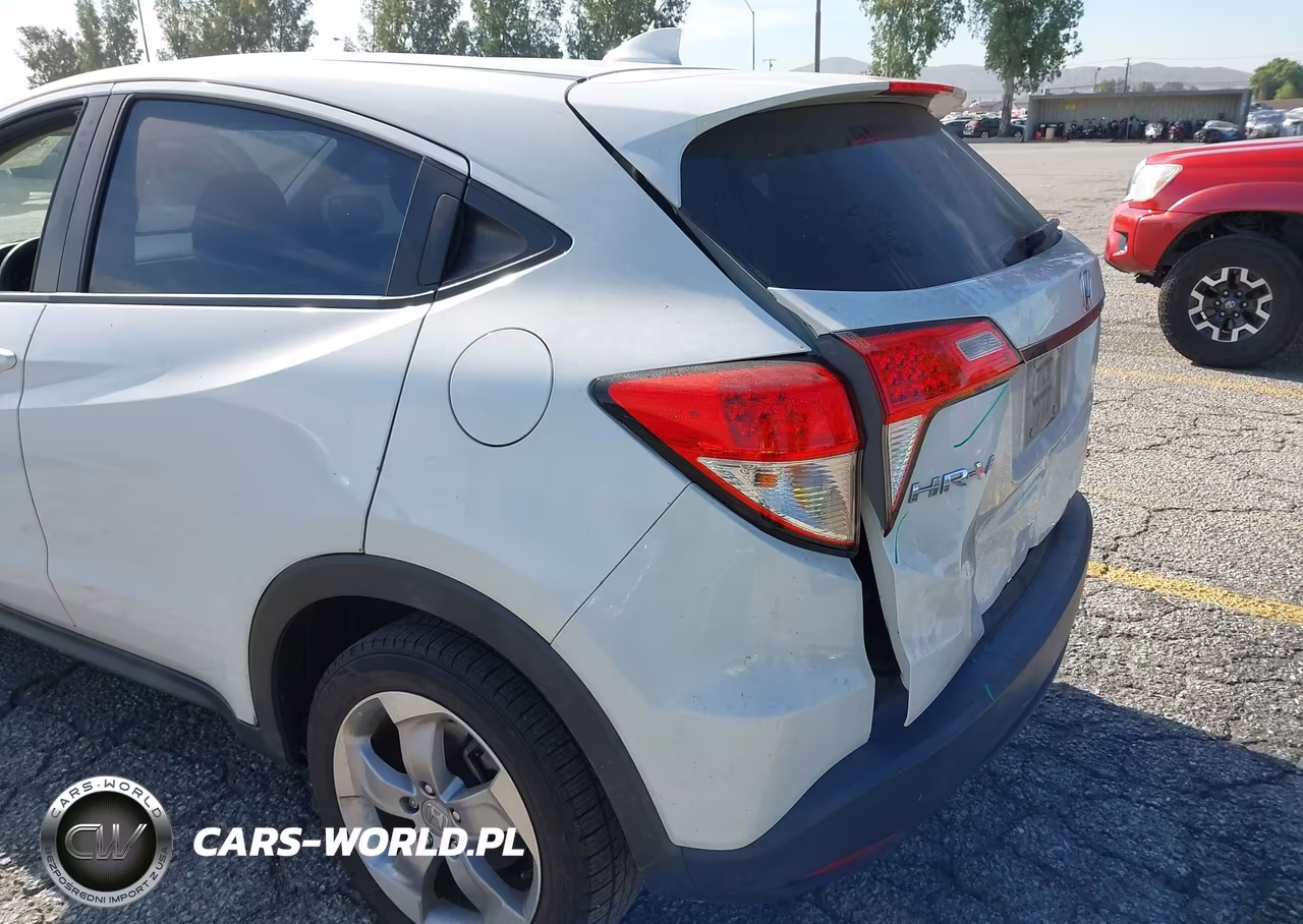 2022 Honda Hr-V 2Wd Lx VIN:3CZRU5H31NM721725 - 18