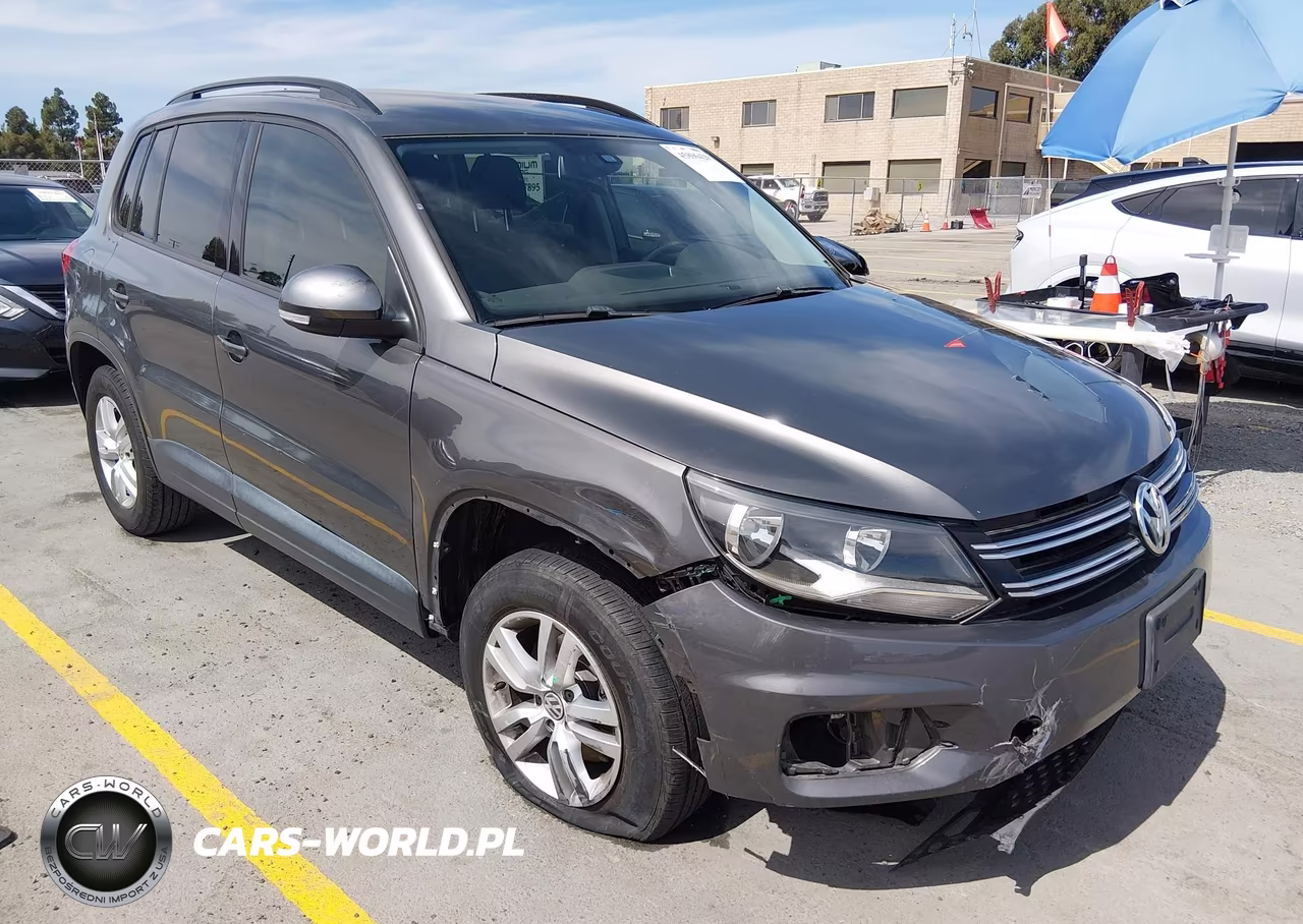2016 Volkswagen Tiguan S