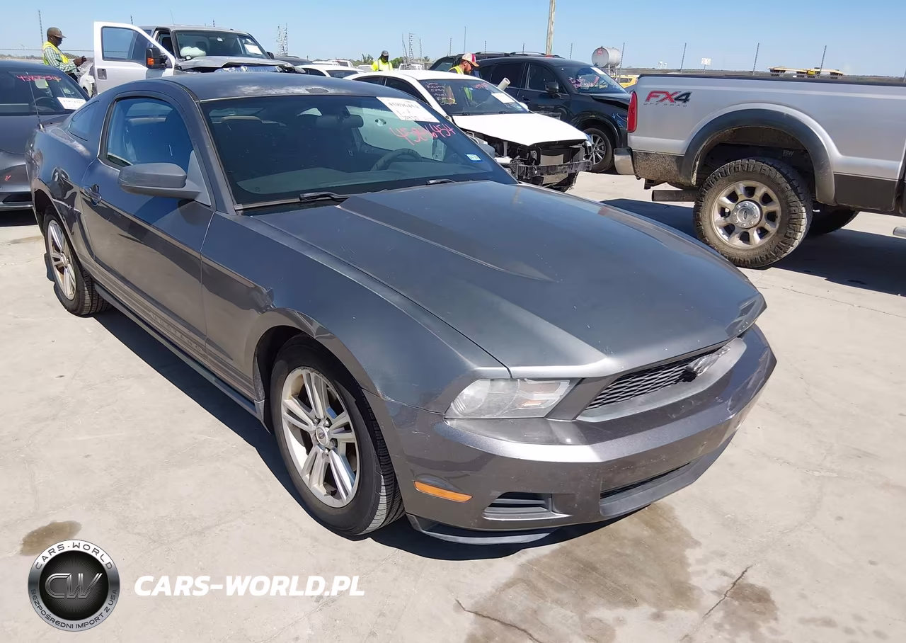 2010 Ford Mustang V6
