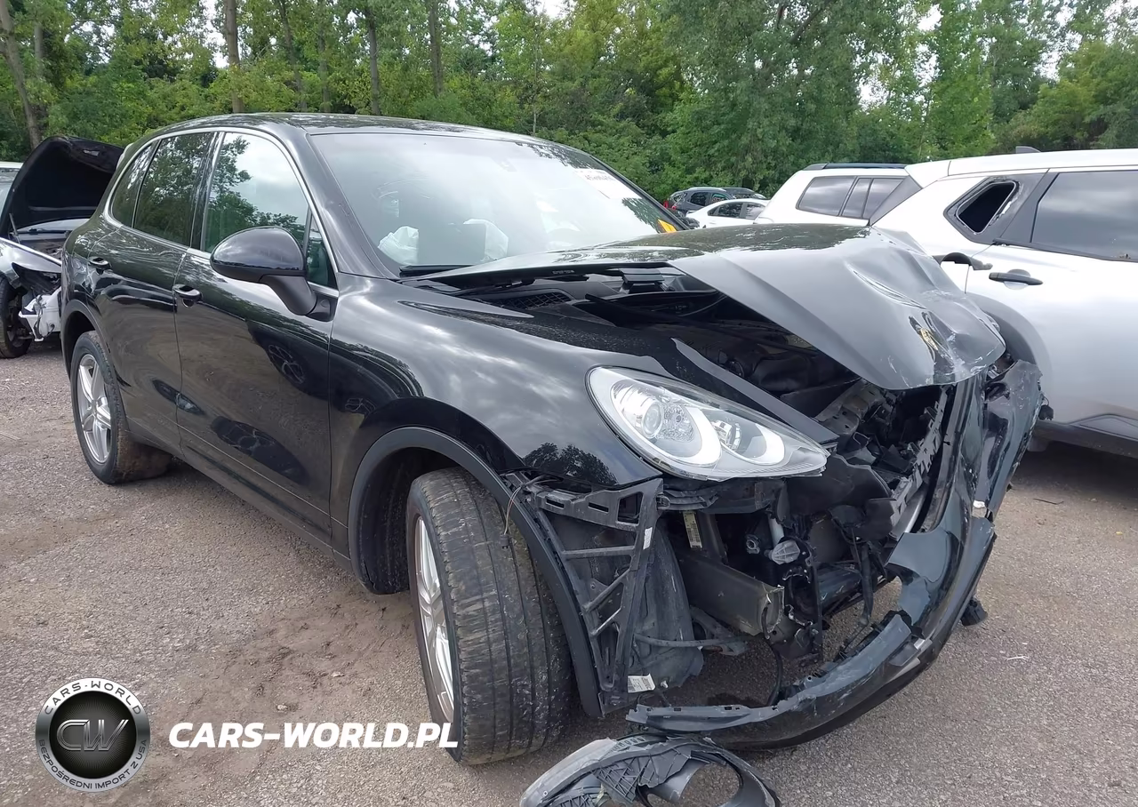 2014 Porsche Cayenne Platinum Edition