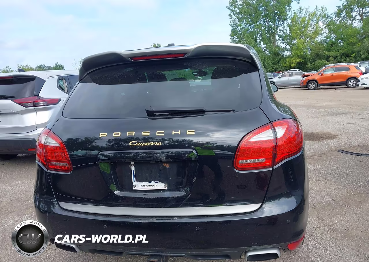 2014 Porsche Cayenne Platinum Edition VIN:WP1AA2A25ELA92854 - 16