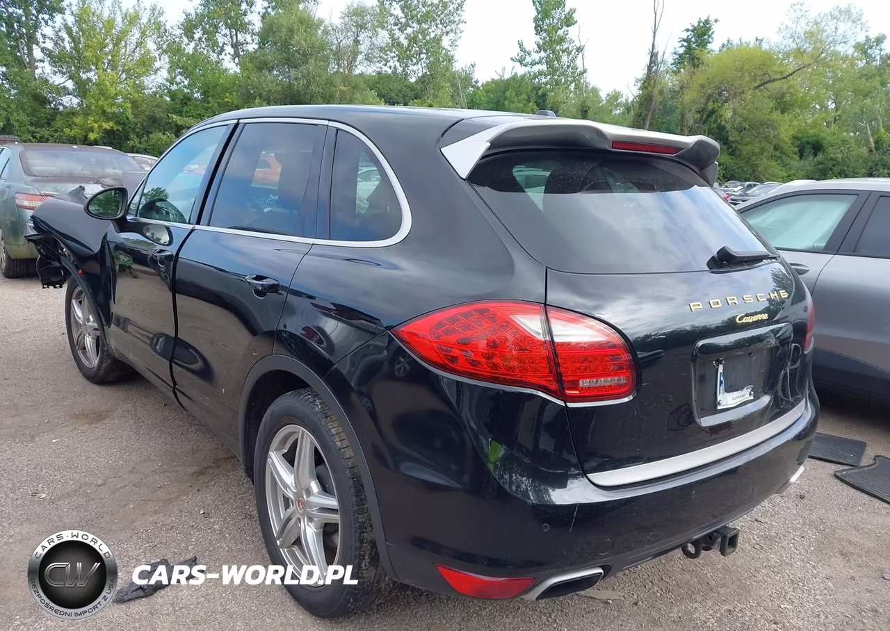 2014 Porsche Cayenne Platinum Edition VIN:WP1AA2A25ELA92854 - 3