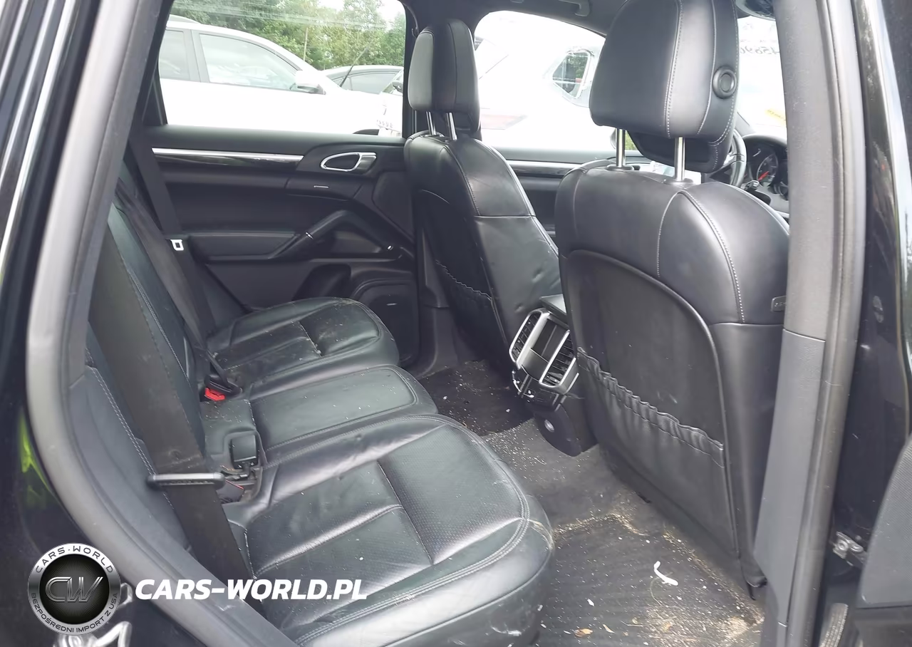 2014 Porsche Cayenne Platinum Edition VIN:WP1AA2A25ELA92854 - 8