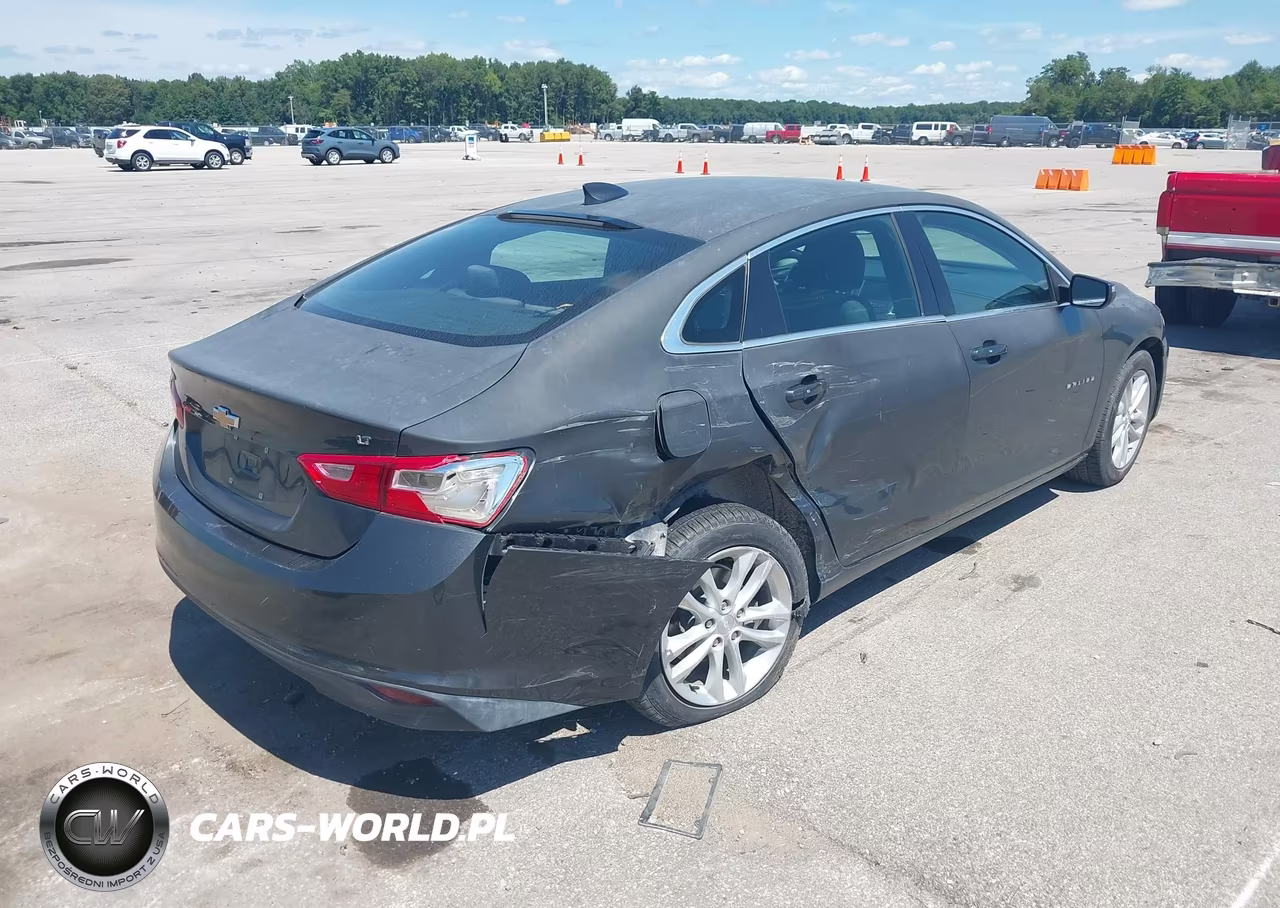2016 Chevrolet Malibu 1Lt VIN:1G1ZE5STXGF296979 - 4