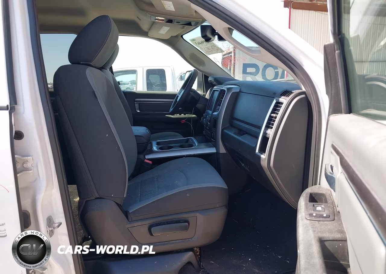 2022 Ram 1500 Classic VIN:1C6RR6LG1NS235177 - 5