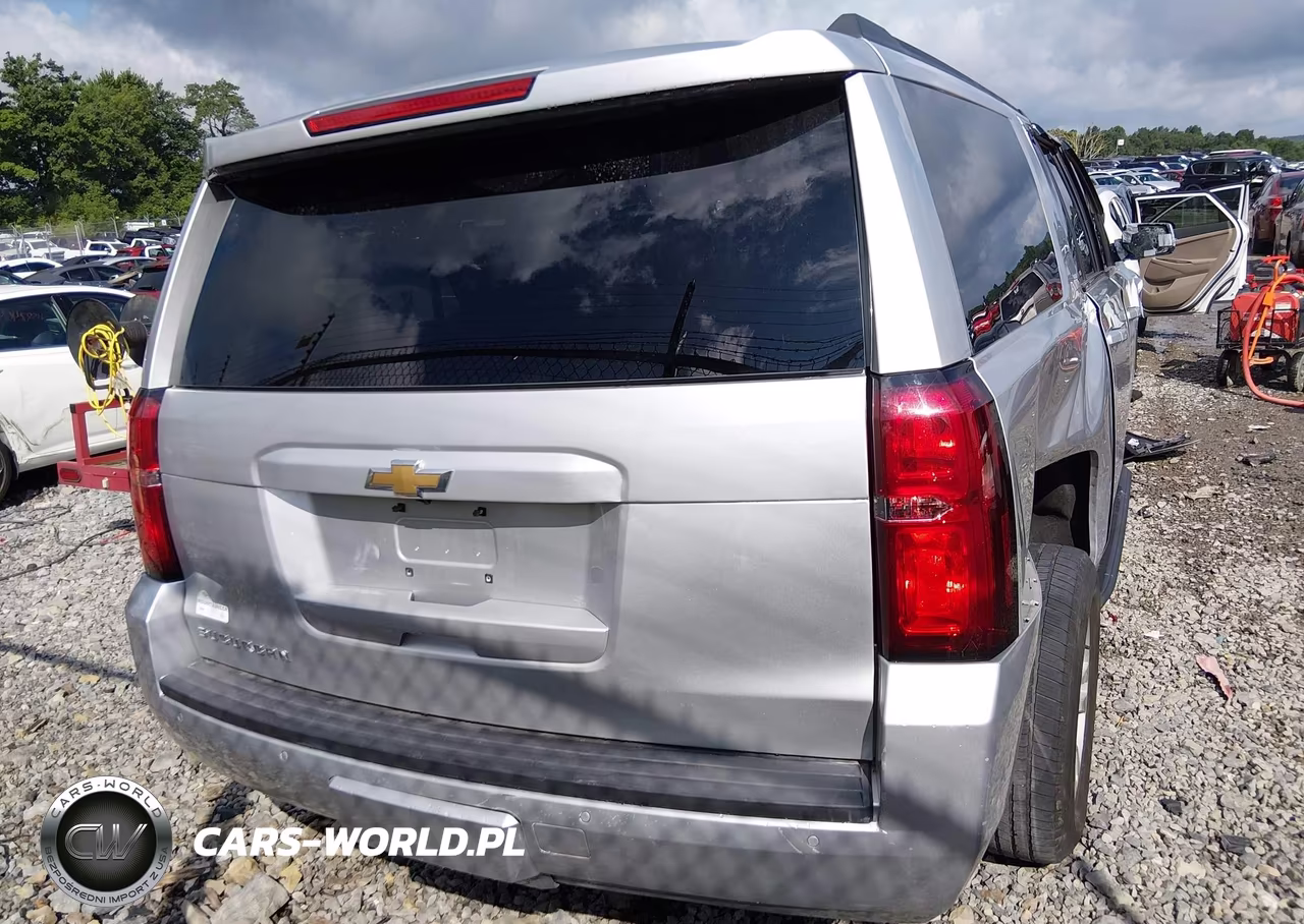 2019 Chevrolet Suburban Lt VIN:1GNSKHKCXKR378504 - 17