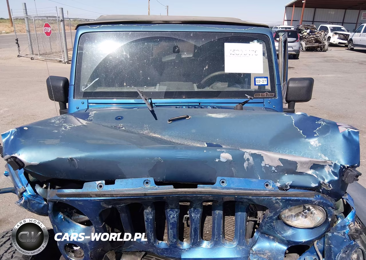 2010 Jeep Wrangler Unlimited Sport VIN:1J4BA3H17AL102166 - 10