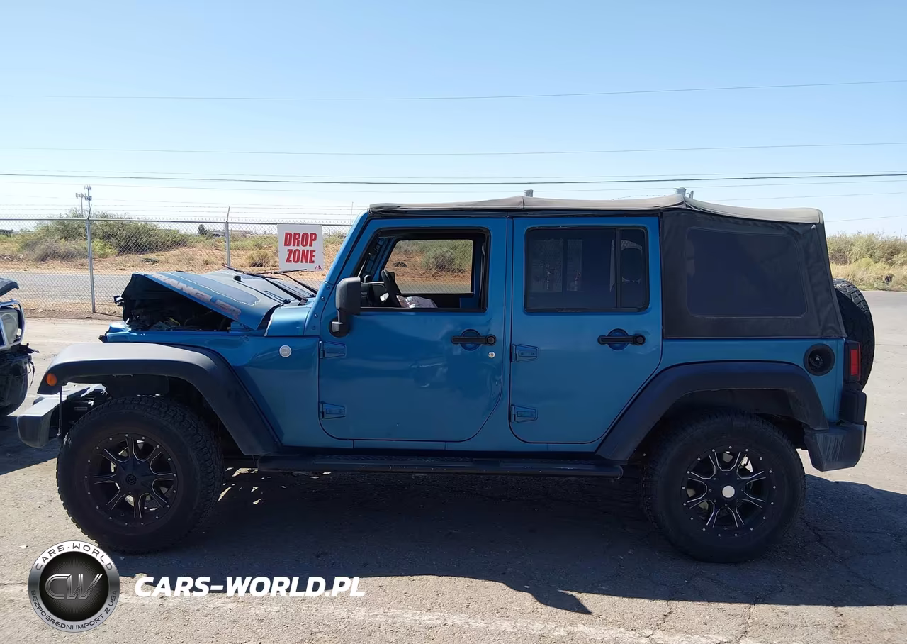2010 Jeep Wrangler Unlimited Sport VIN:1J4BA3H17AL102166 - 14