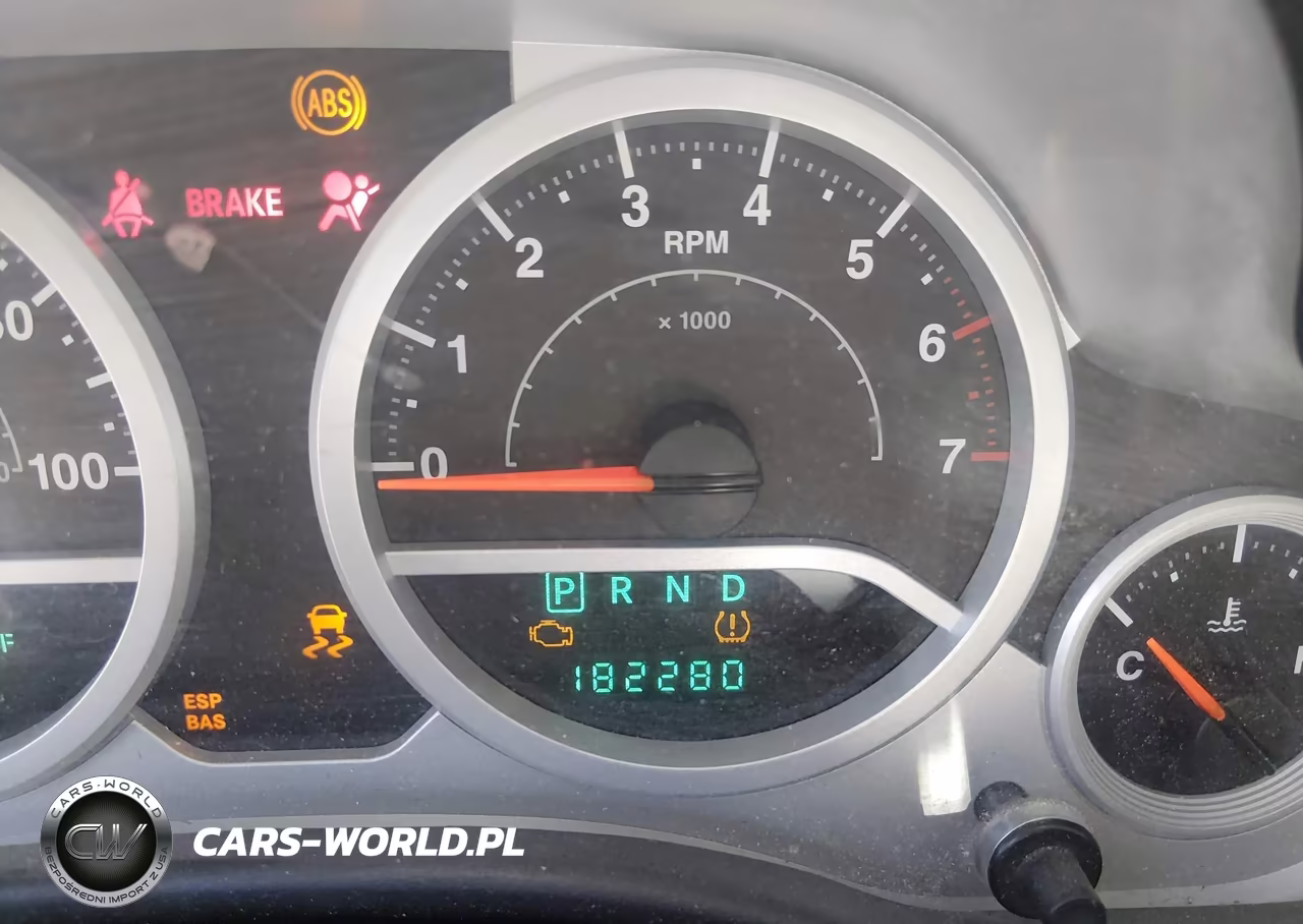 2010 Jeep Wrangler Unlimited Sport VIN:1J4BA3H17AL102166 - 15