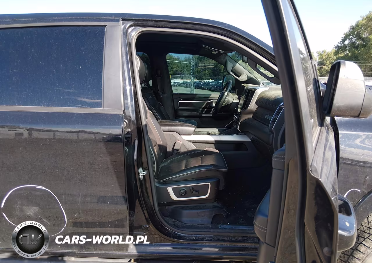 2019 Ram 1500 Laramie 4X4 6'4 Box VIN:1C6SRFRT2KN586230 - 5