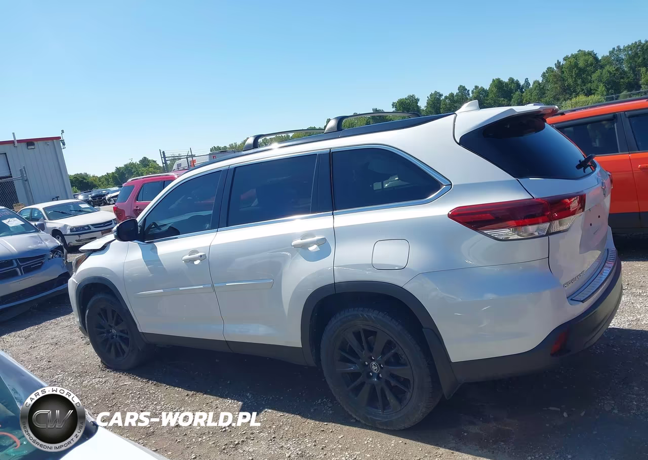 2019 Toyota Highlander Se VIN:5TDJZRFH3KS598841 - 14