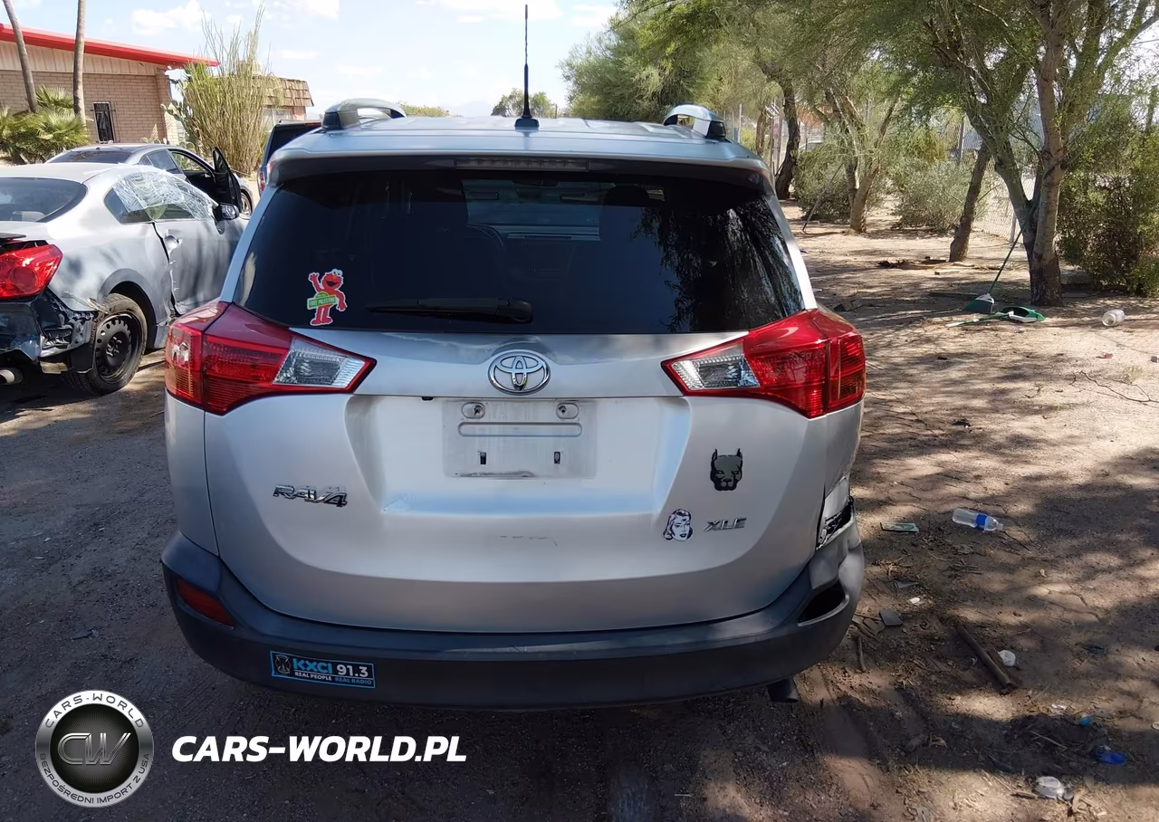 2015 Toyota Rav4 Xle VIN:JTMWFREV5FD066160 - 16