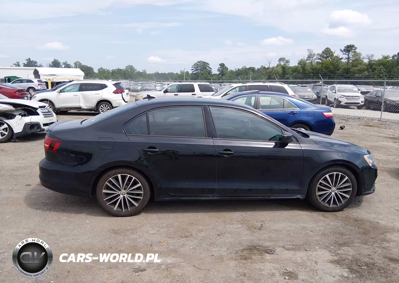 2016 Volkswagen Jetta 1.8T Sport VIN:3VWD17AJ9GM293934 - 13