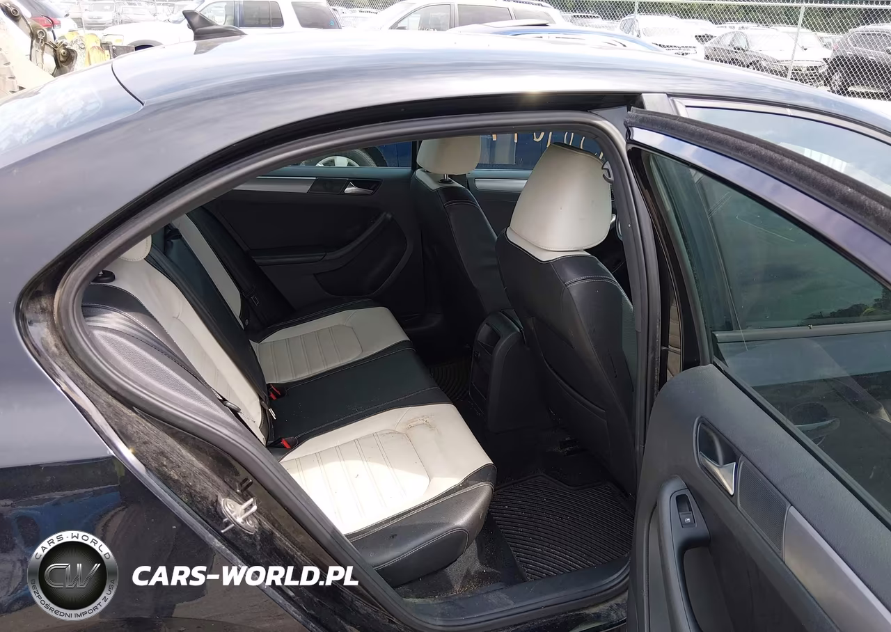 2016 Volkswagen Jetta 1.8T Sport VIN:3VWD17AJ9GM293934 - 8