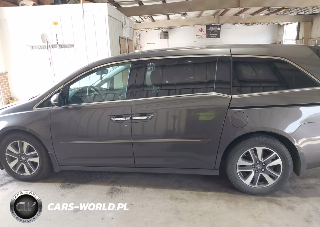 2015 Honda Odyssey Touring-Touring Elite VIN:5FNRL5H97FB015877 - 14