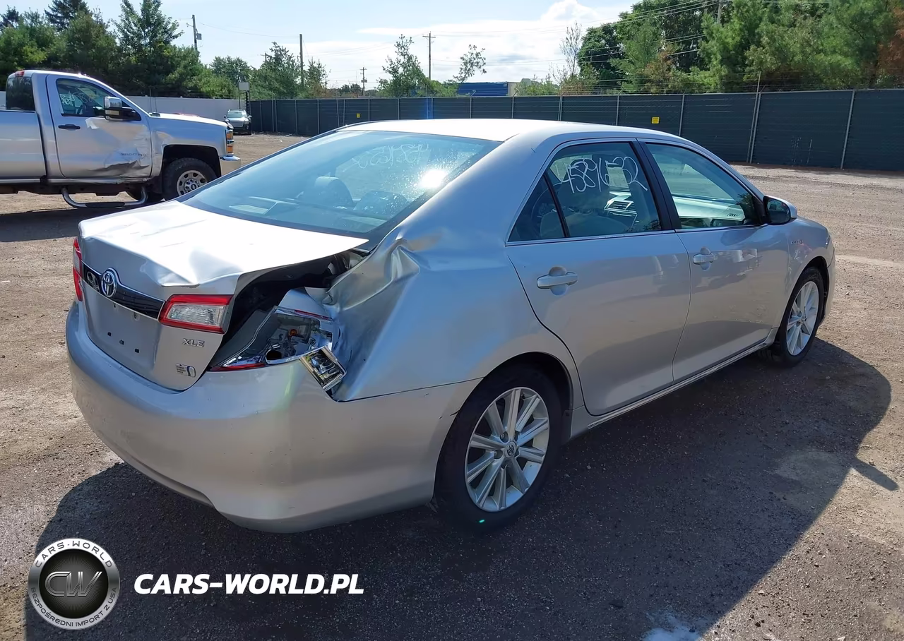 2012 Toyota Camry Hybrid Xle VIN:4T1BD1FKXCU063434 - 4