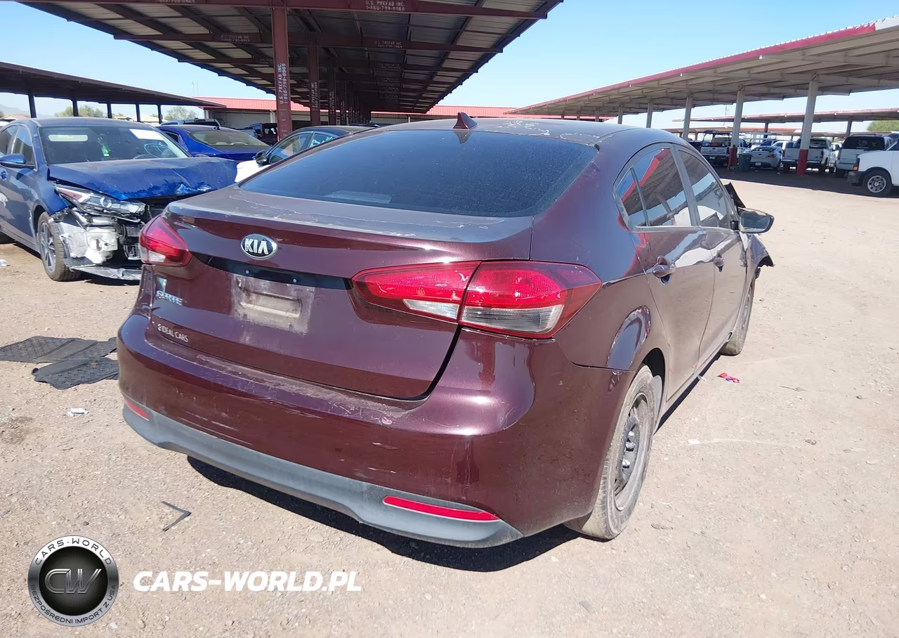 2017 Kia Forte Lx VIN:3KPFK4A73HE052636 - 4