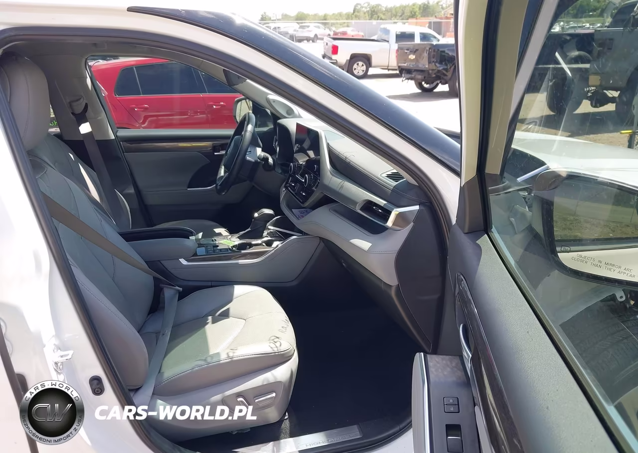 2023 Toyota Highlander Hybrid Platinum VIN:5TDFARAH7PS021838 - 5