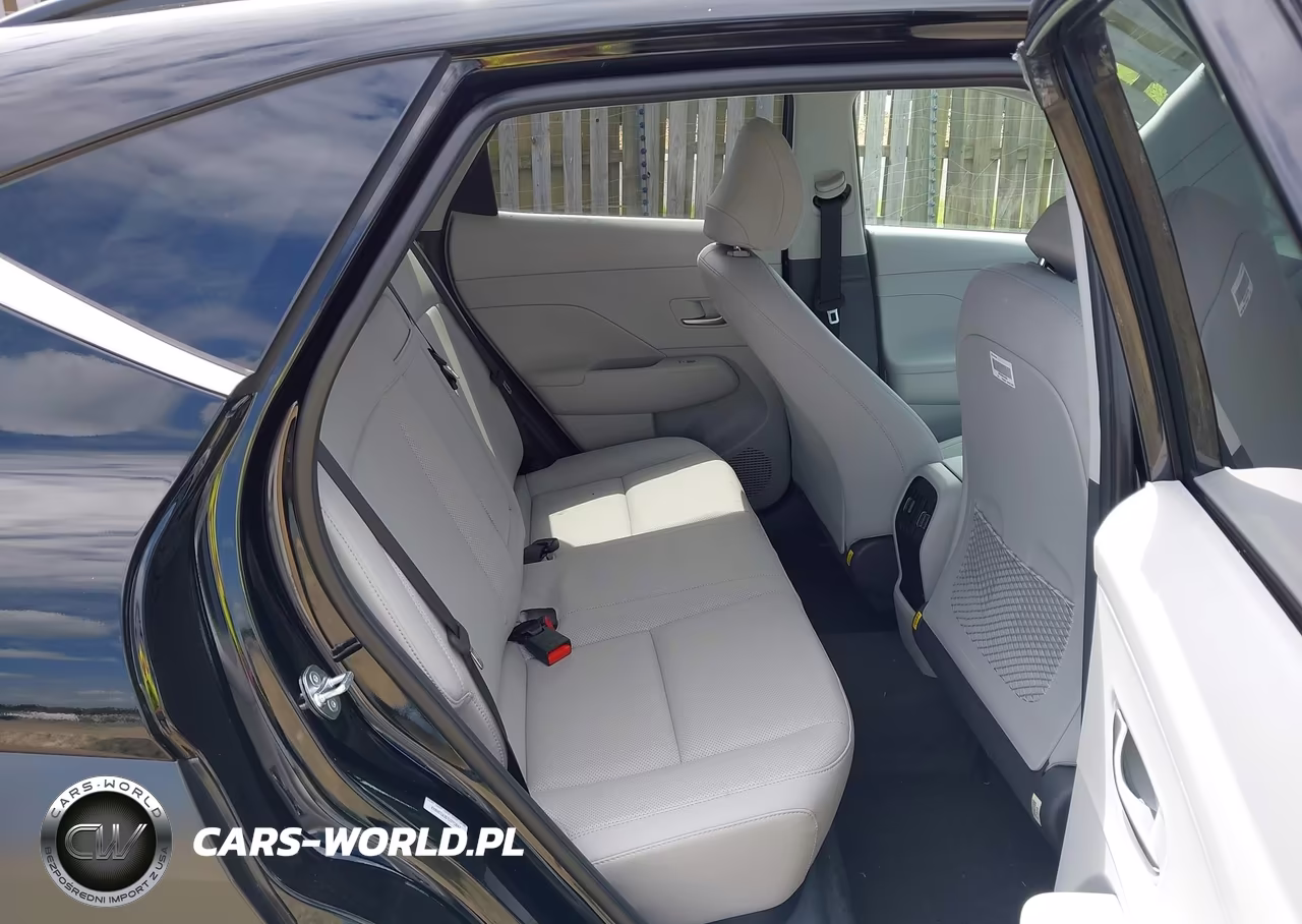 2026 Hyundai Kona Limited VIN:KM8HECA35TU371842 - 8