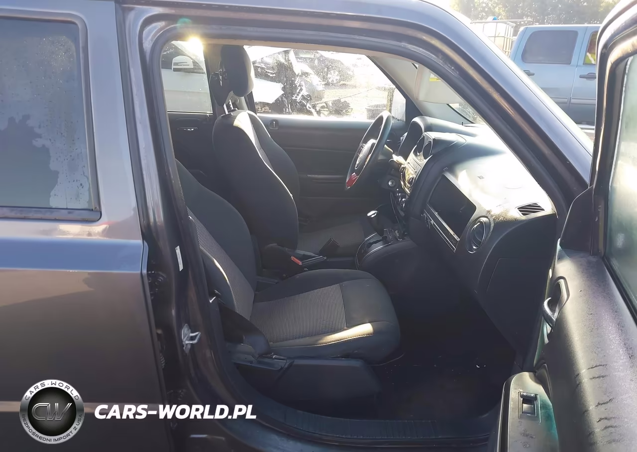 2015 Jeep Patriot Altitude Edition VIN:1C4NJPBAXFD107107 - 5