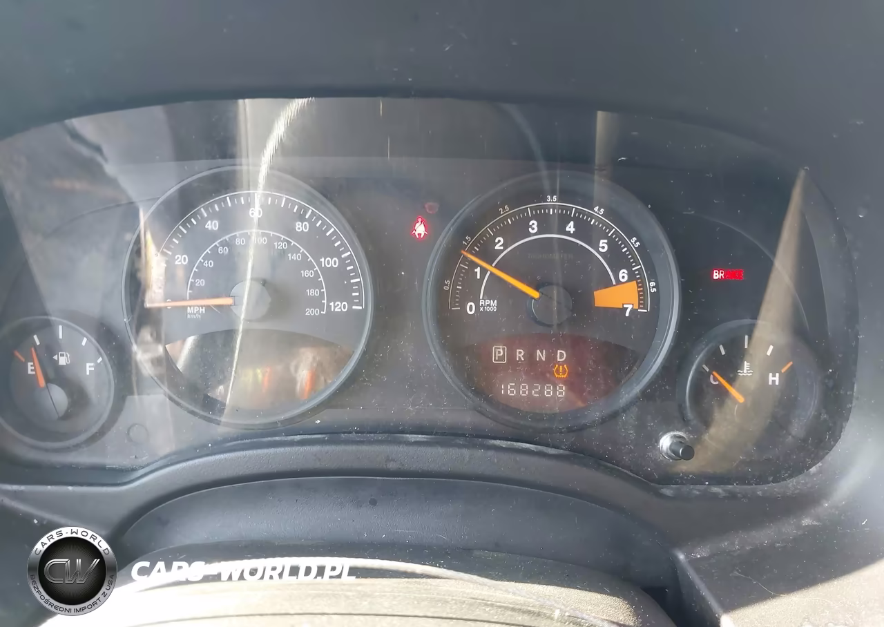 2015 Jeep Patriot Altitude Edition VIN:1C4NJPBAXFD107107 - 7