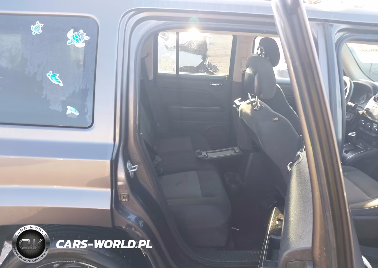 2015 Jeep Patriot Altitude Edition VIN:1C4NJPBAXFD107107 - 8
