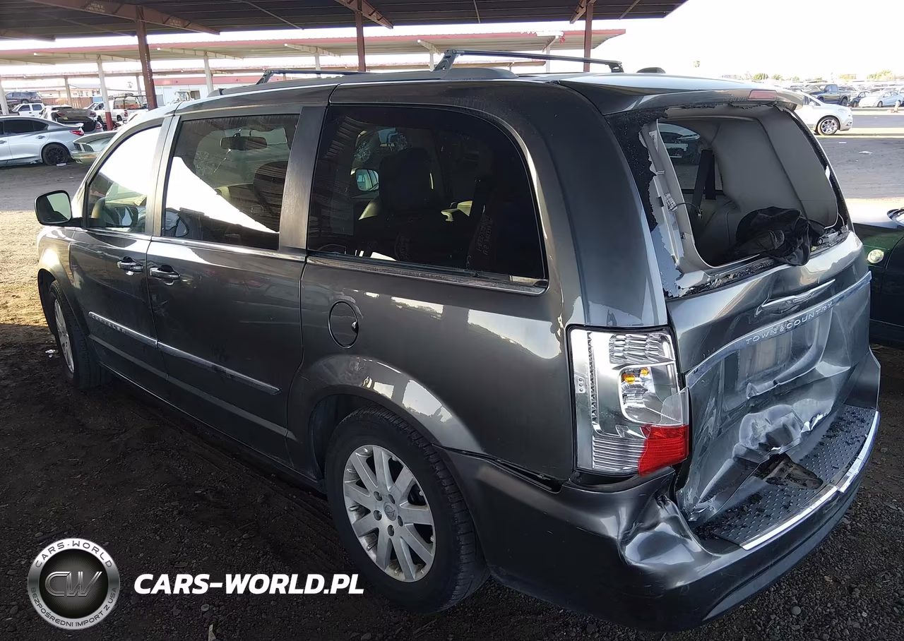 2016 Chrysler Town & Country Touring VIN:2C4RC1BG6GR282093 - 3