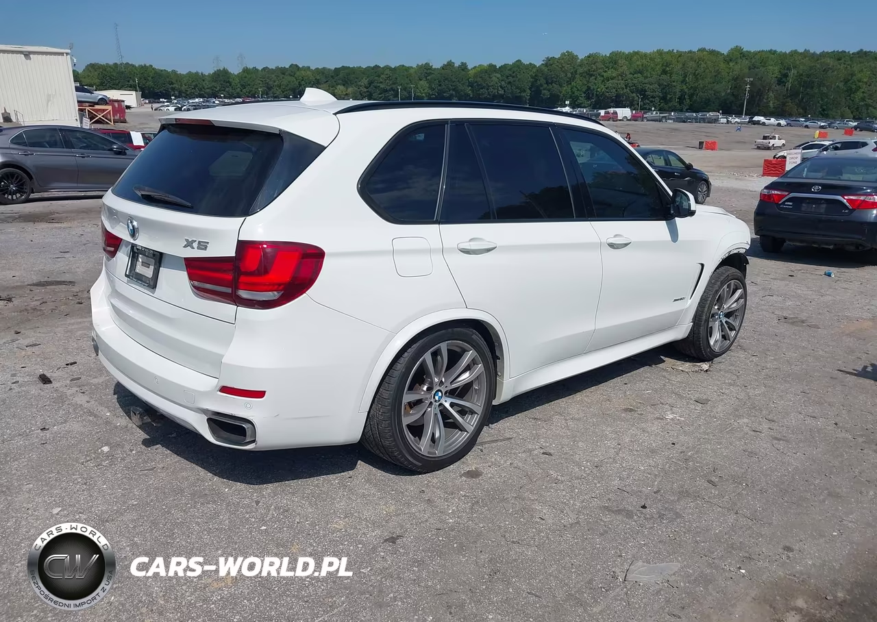 2015 BMW X5 xDrive50I VIN:5UXKR6C53F0J75553 - 4