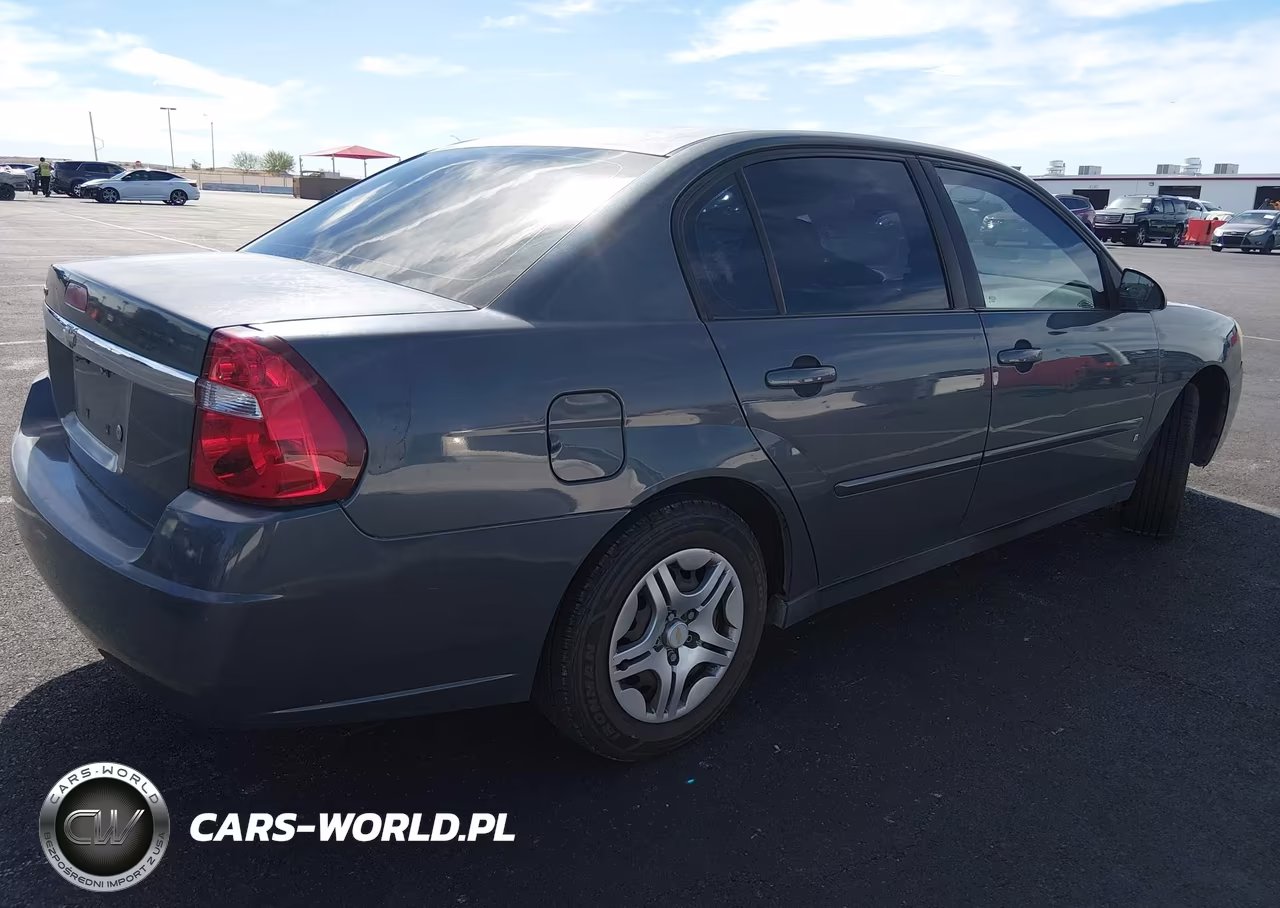 2008 Chevrolet Malibu Classic Ls VIN:1G1ZS58F68F101763 - 4