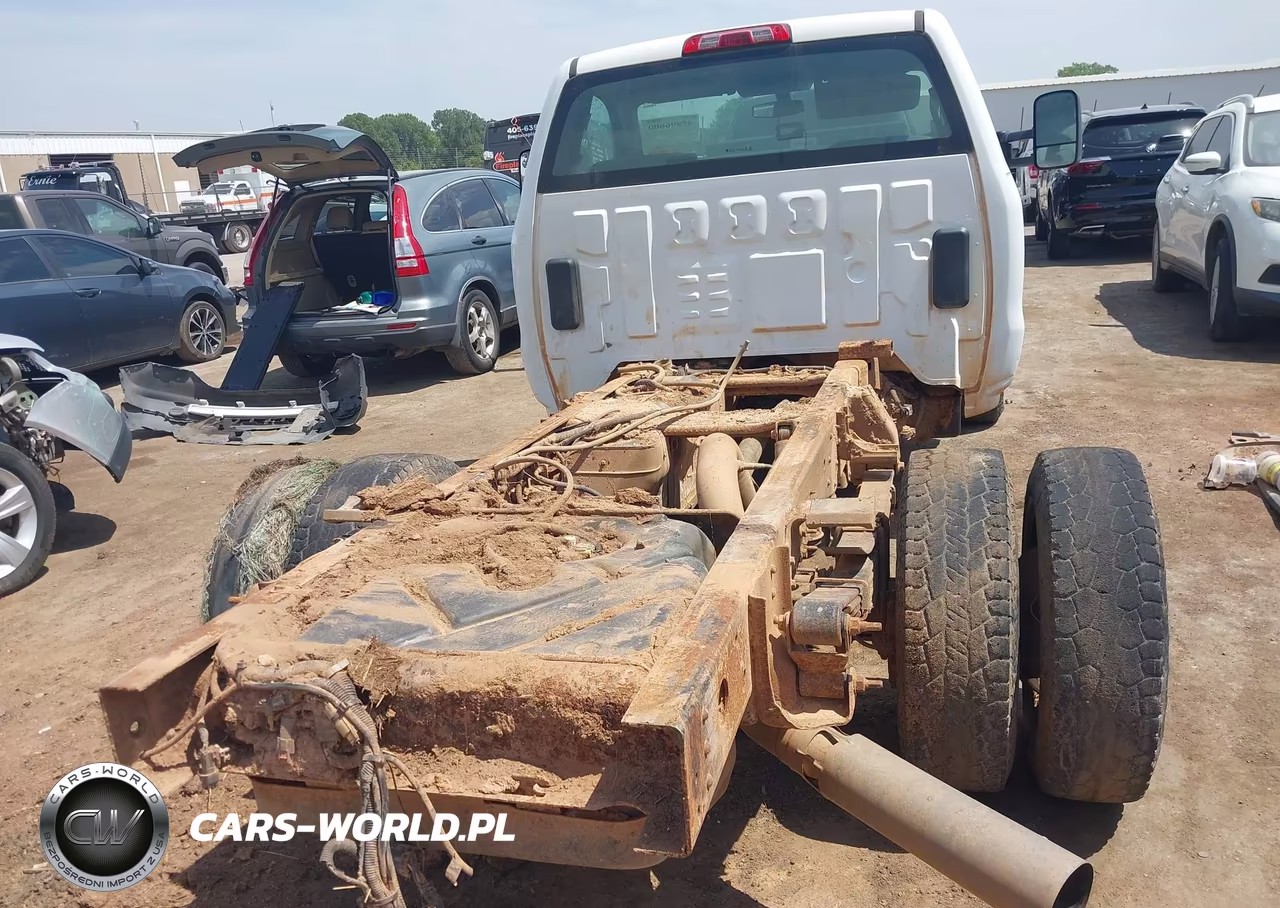 2016 Chevrolet Silverado 3500Hd Chassis Wt VIN:1GB3KYC83GF249427 - 14