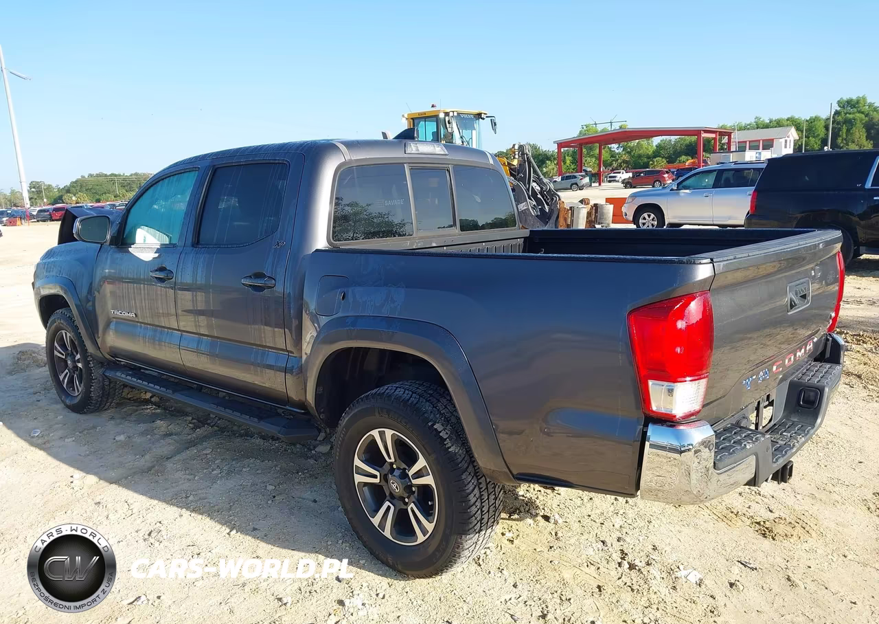 2017 Toyota Tacoma Sr5 V6 VIN:5TFAZ5CN0HX022520 - 3