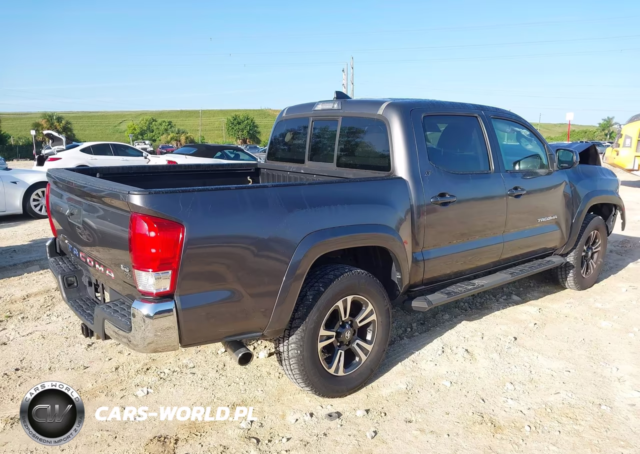 2017 Toyota Tacoma Sr5 V6 VIN:5TFAZ5CN0HX022520 - 4