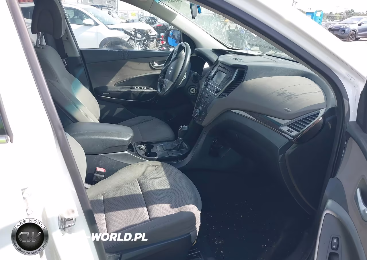 2017 Hyundai Santa Fe Sport 2.4L VIN:5NMZTDLB1HH000135 - 5