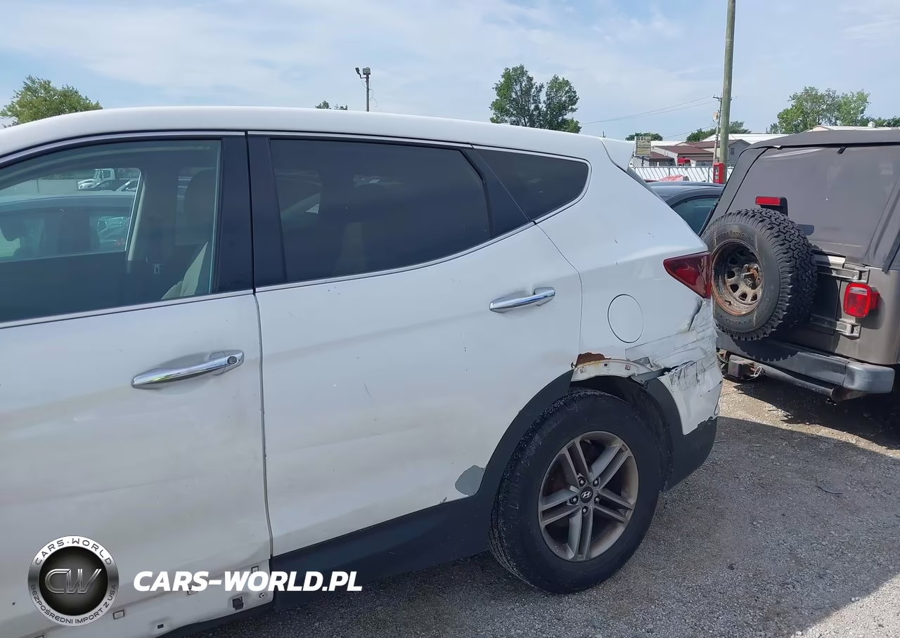 2017 Hyundai Santa Fe Sport 2.4L VIN:5NMZTDLB1HH000135 - 6