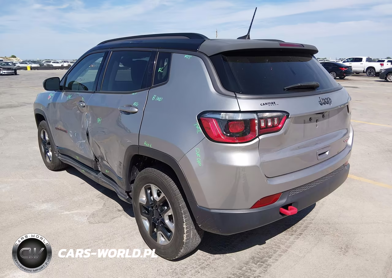 2018 Jeep Compass Trailhawk 4X4 VIN:3C4NJDDB5JT328332 - 3
