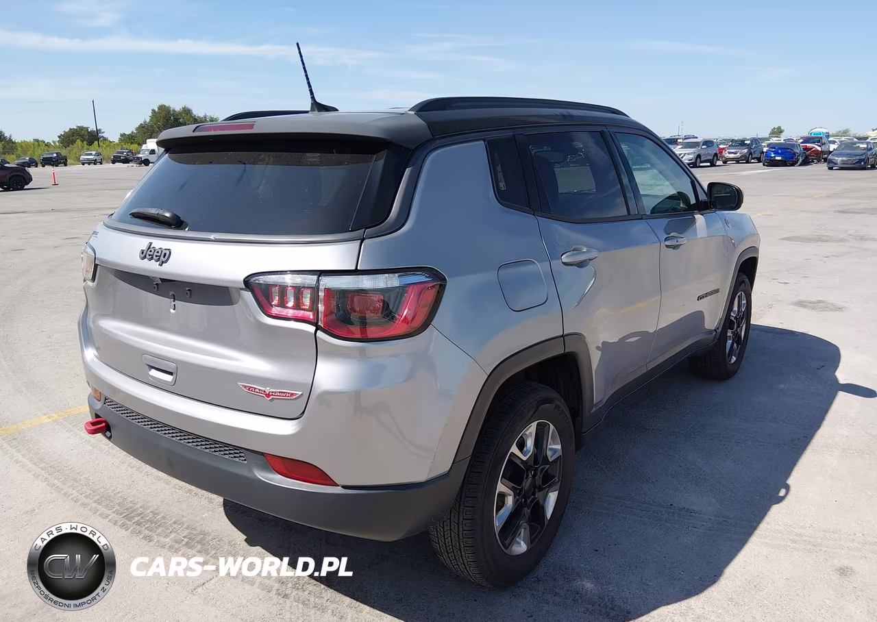 2018 Jeep Compass Trailhawk 4X4 VIN:3C4NJDDB5JT328332 - 4