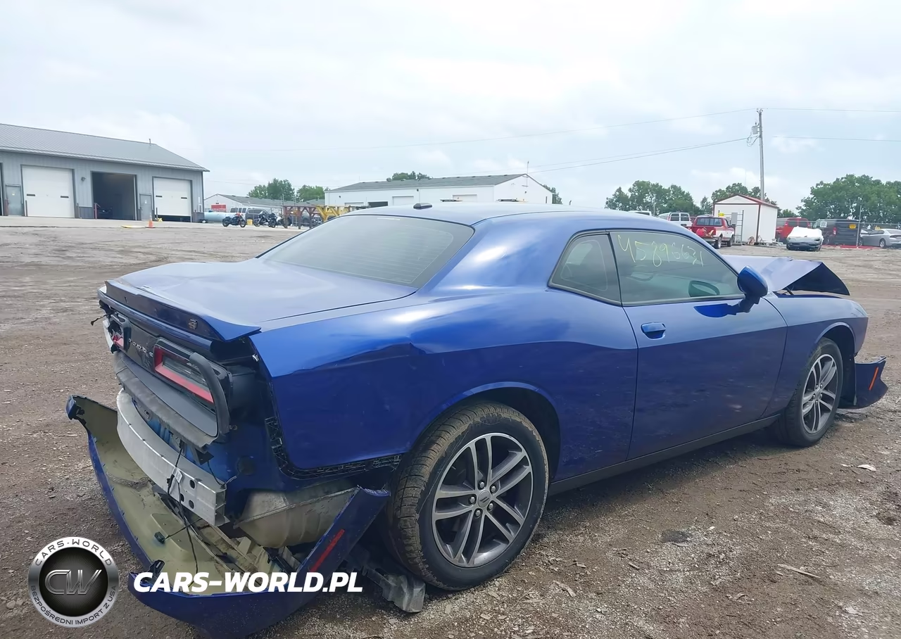 2019 Dodge Challenger Sxt Awd VIN:2C3CDZGG8KH631736 - 4