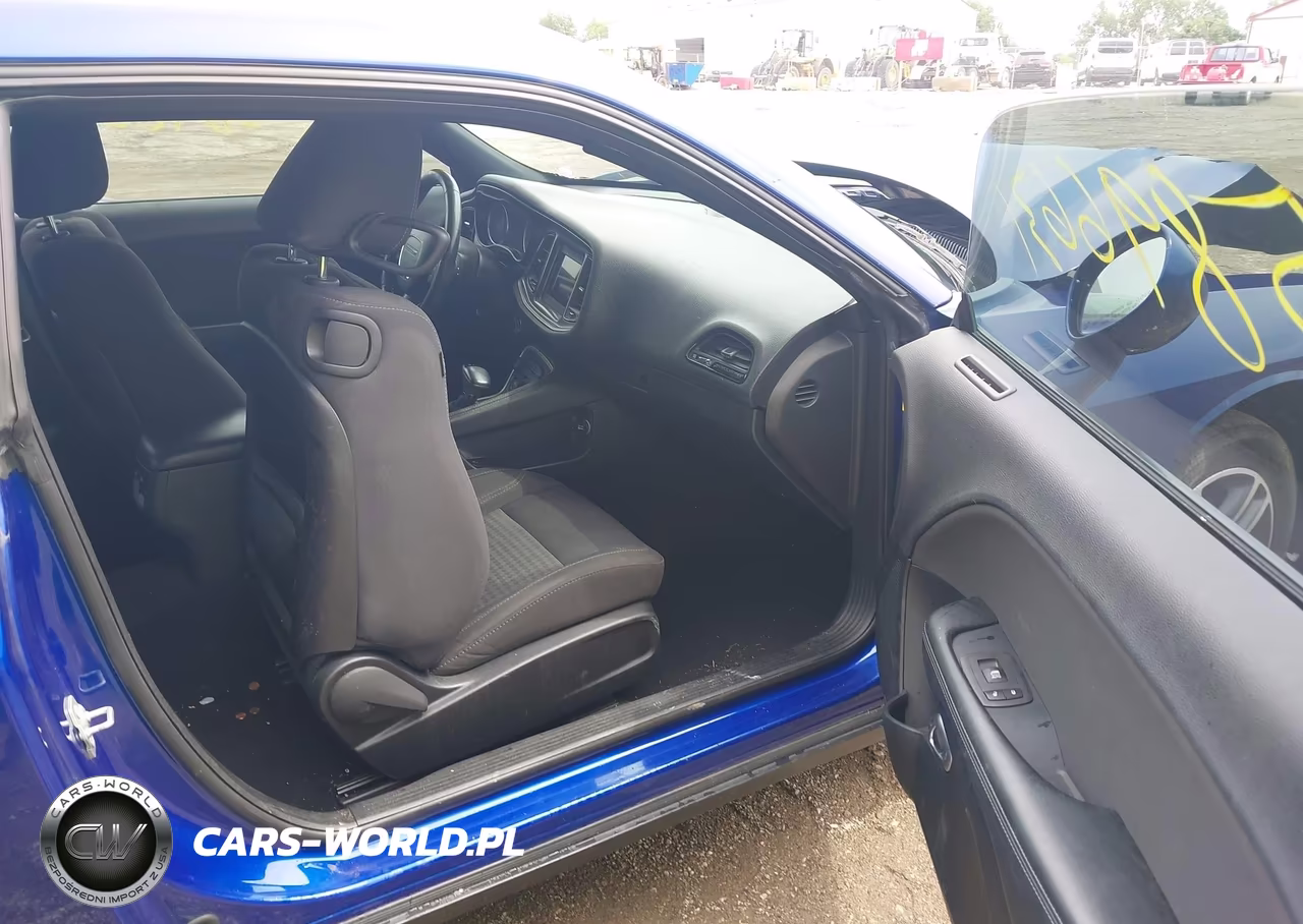2019 Dodge Challenger Sxt Awd VIN:2C3CDZGG8KH631736 - 5