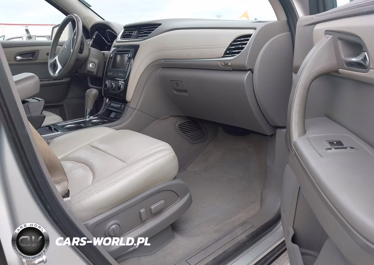 2017 Chevrolet Traverse Lt VIN:1GNKRHKD8HJ332312 - 5