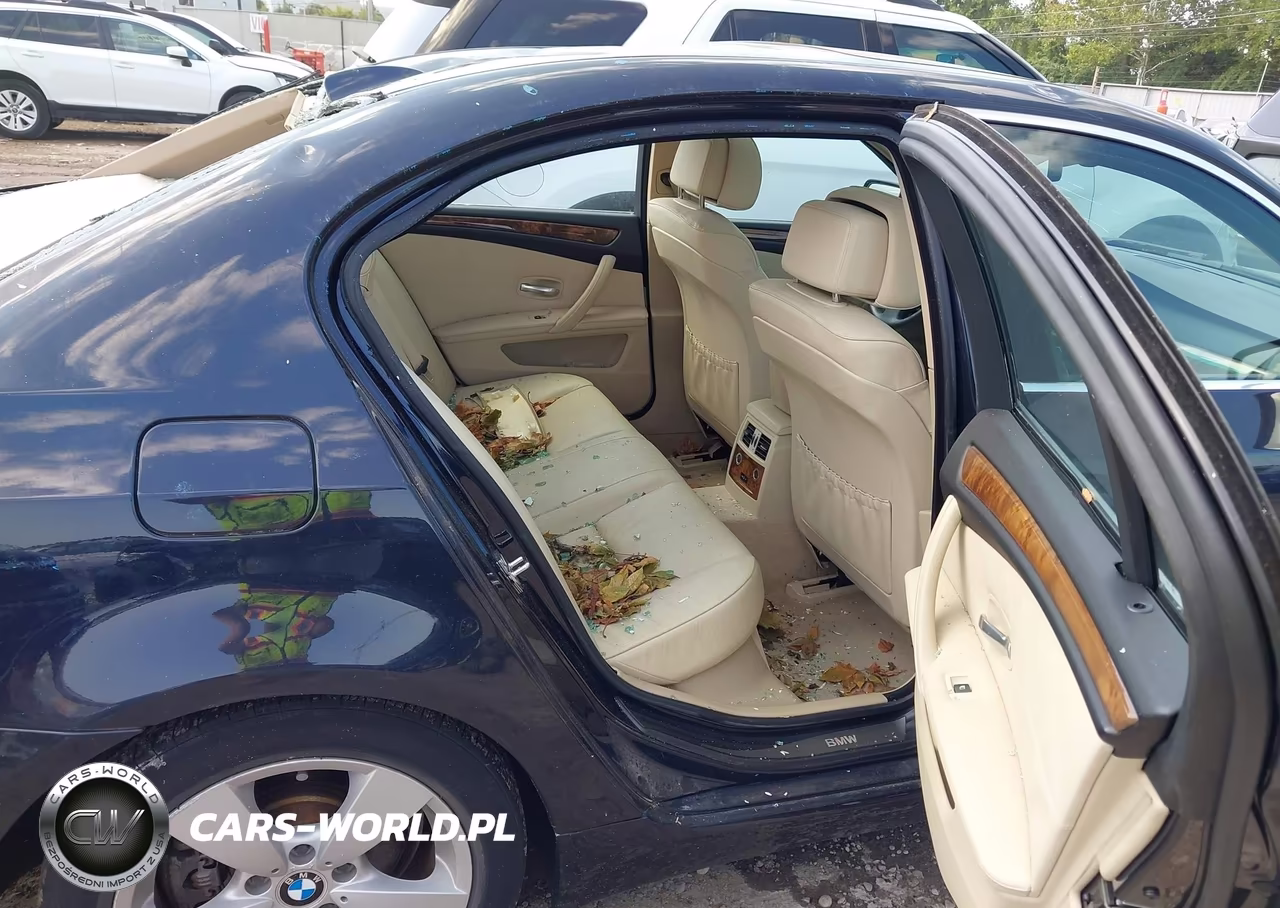2008 BMW 528Xi VIN:WBANV13518CZ59869 - 8