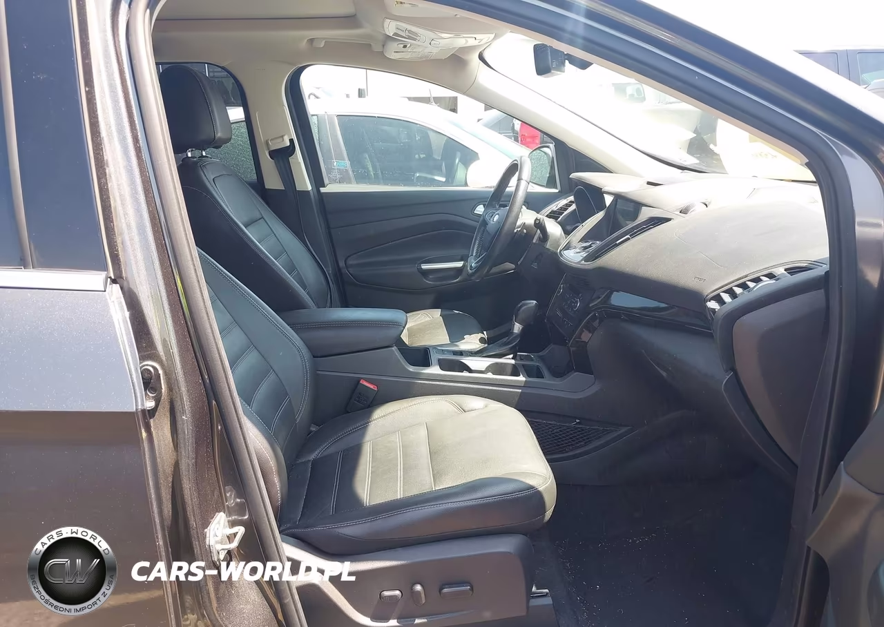 2017 Ford Escape Titanium VIN:1FMCU0J98HUC07072 - 5