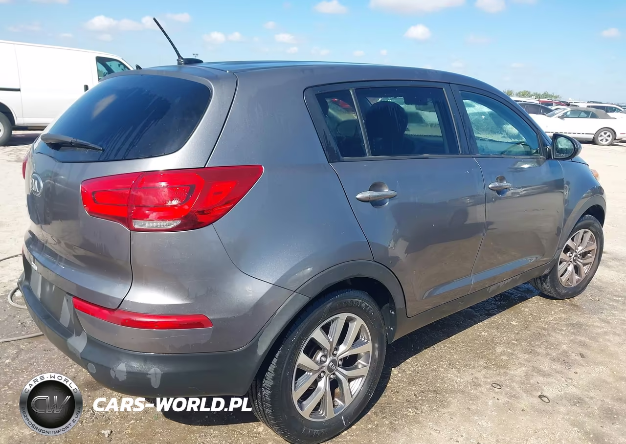 2016 Kia Sportage Lx VIN:KNDPB3AC8G7804518 - 4