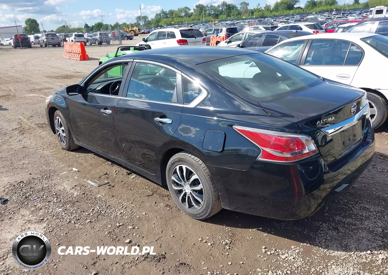2013 Nissan Altima 2.5 S VIN:1N4AL3AP1DN530811 - 3