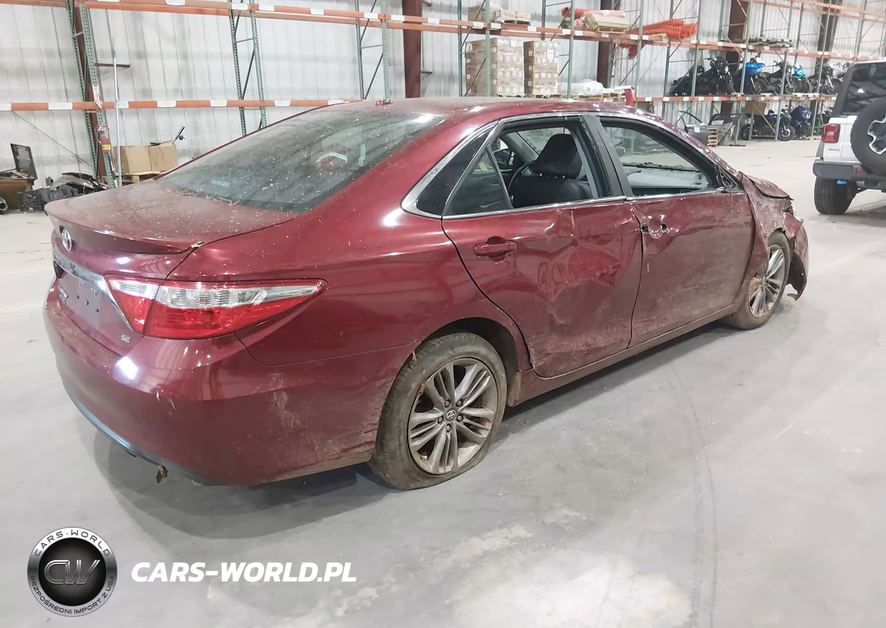 2016 Toyota Camry Se VIN:4T1BF1FK7GU572784 - 4