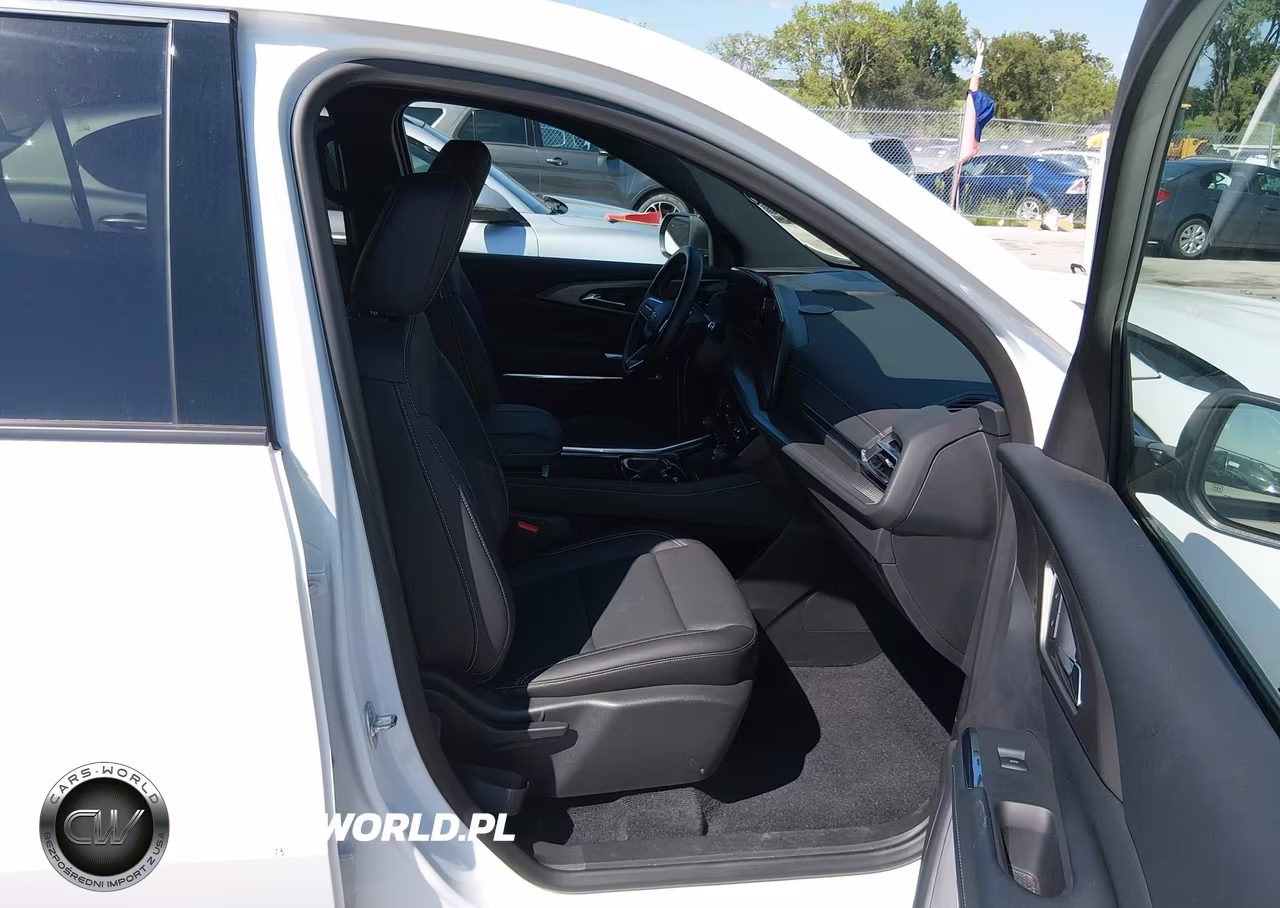 2025 Chevrolet Traverse Awd Lt VIN:1GNEVGRS7SJ247993 - 5
