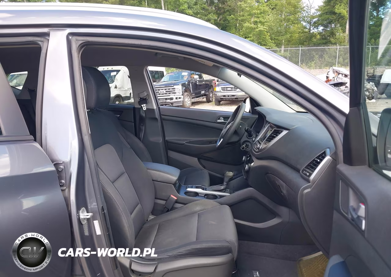 2016 Hyundai Tucson Se VIN:KM8J3CA46GU213984 - 5