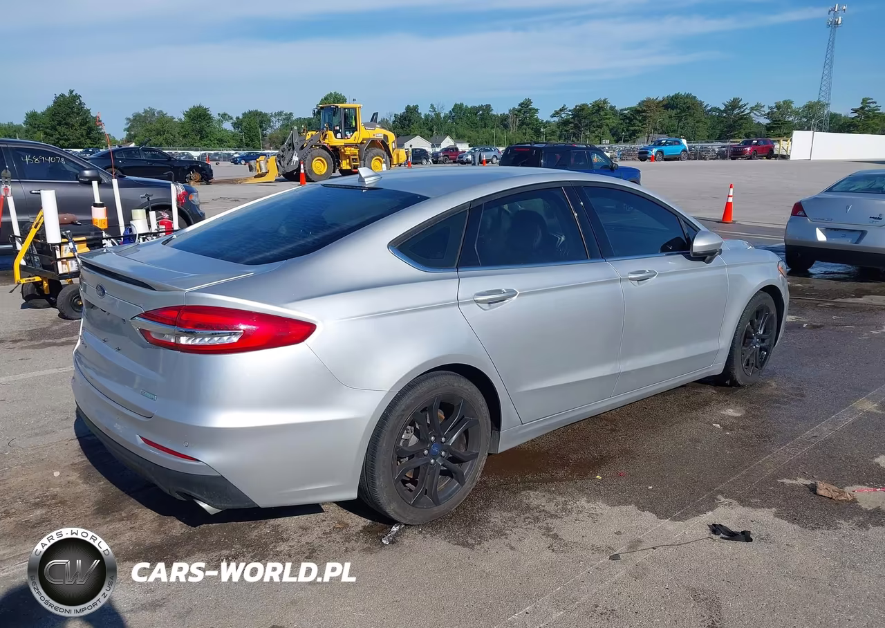 2019 Ford Fusion Se VIN:3FA6P0HD7KR159460 - 4