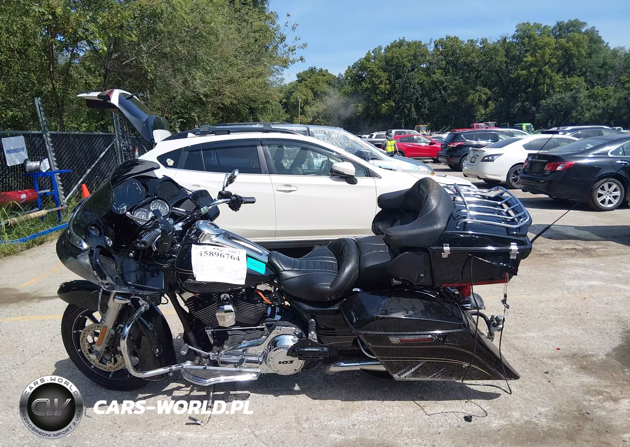 2012 Harley-Davidson Fltru Road Glide Ultra VIN:1HD1KGM1XCB673802 - 12