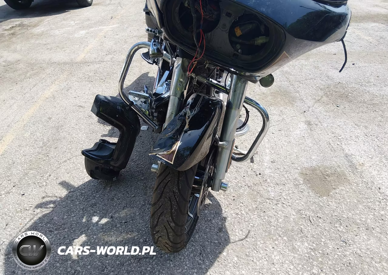 2012 Harley-Davidson Fltru Road Glide Ultra VIN:1HD1KGM1XCB673802 - 13